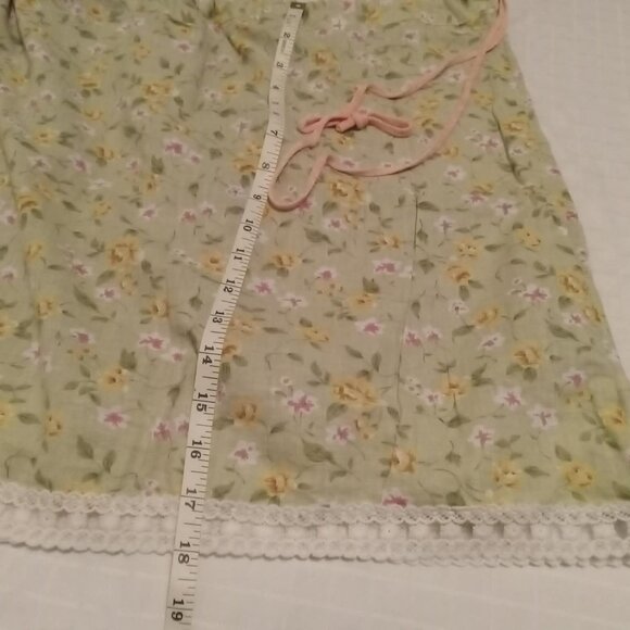 Unique handmade Asymmetrical floral skirt - Picture 8 of 8